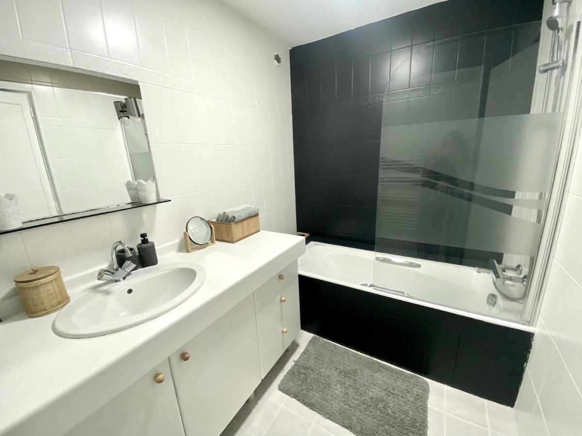 Ferienwohnung Quimper: T3 Avec Vue Cathedrale Proche Gare Exterior foto